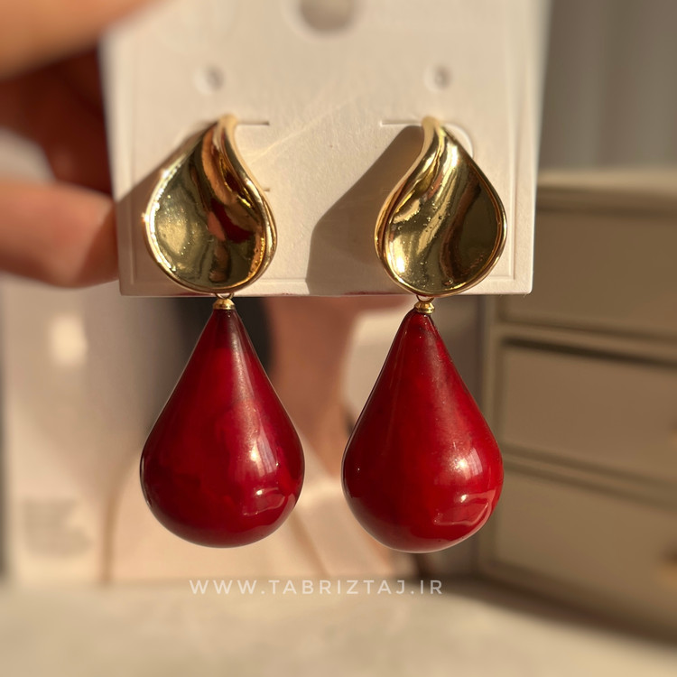 گوشواره آویز اشکی در رنگبندی؛ ترکیبی از ظرافت و جذابیت